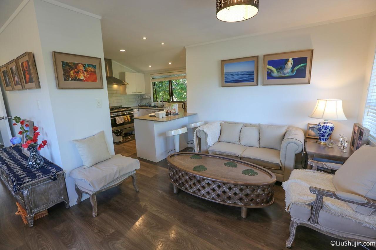 Swimming Pool Holiday Villa โอ๊คแลนด์ ภายนอก รูปภาพ