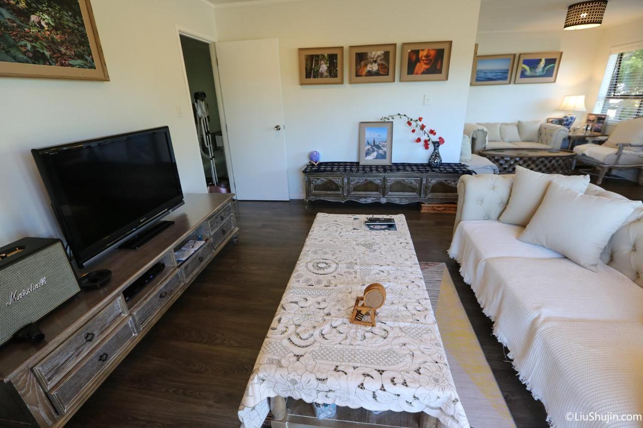 Swimming Pool Holiday Villa โอ๊คแลนด์ ภายนอก รูปภาพ