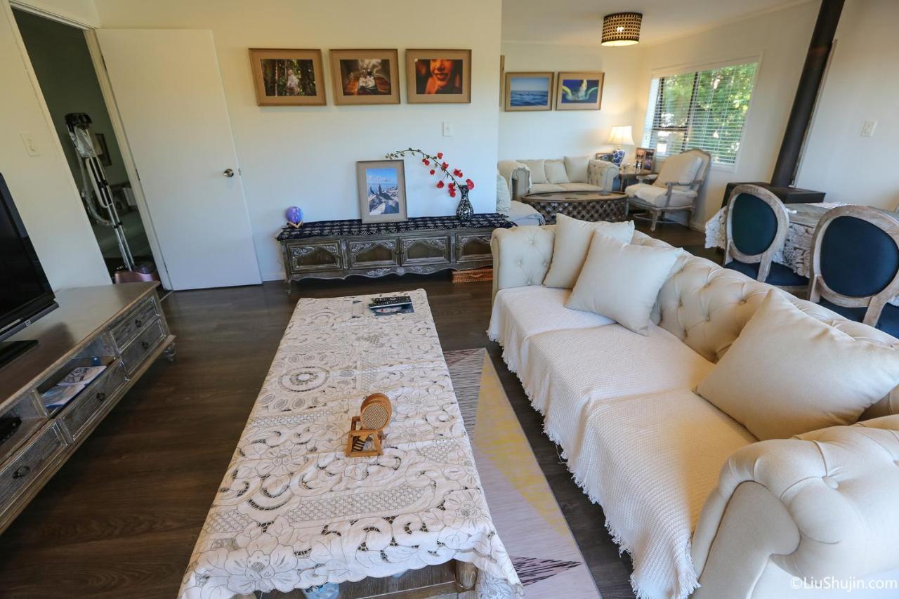 Swimming Pool Holiday Villa โอ๊คแลนด์ ภายนอก รูปภาพ
